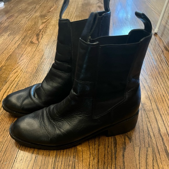 Able boots size 9 new soles- great condition! - Picture 4 of 4